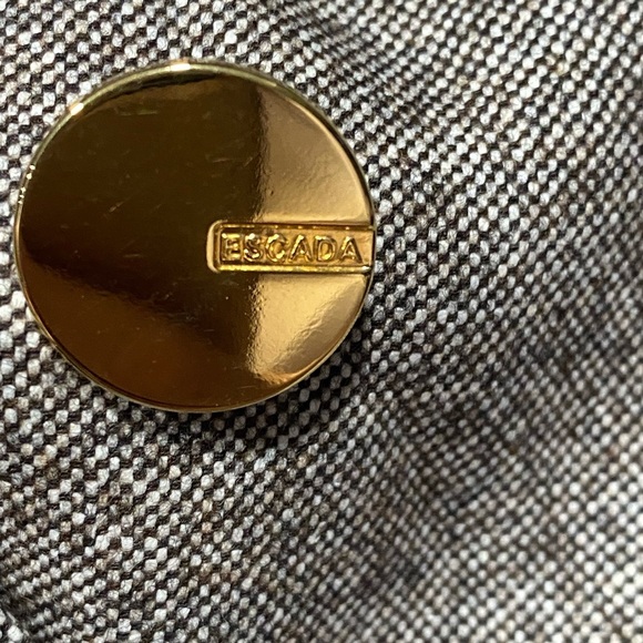 Escada 2 Pieces Suit Sz 40 brown with gold accents - Picture 6 of 12